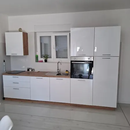 Monami Charlie Apartment